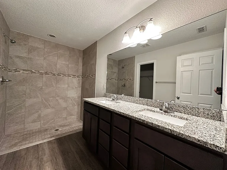 3460 Belfort Rd — Photo 9