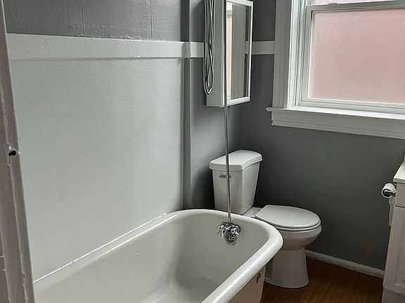 5th image of 4408 Alaska Ave #C