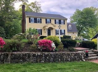 5 Woodridge Rd, Wellesley, MA 02482