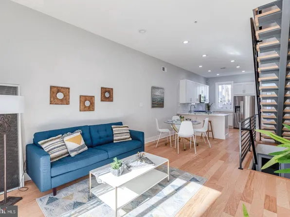 2636 Latona St, Philadelphia, PA 19146