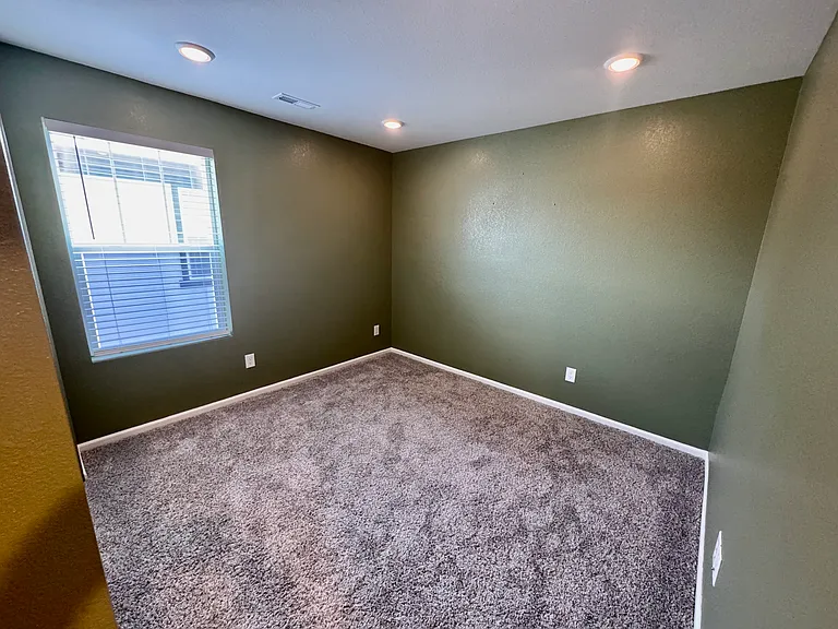 765 N Shawnee St — Photo 13