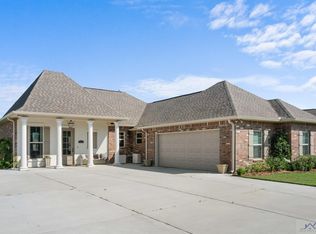 367 Madio Dr, Houma, LA 70364
