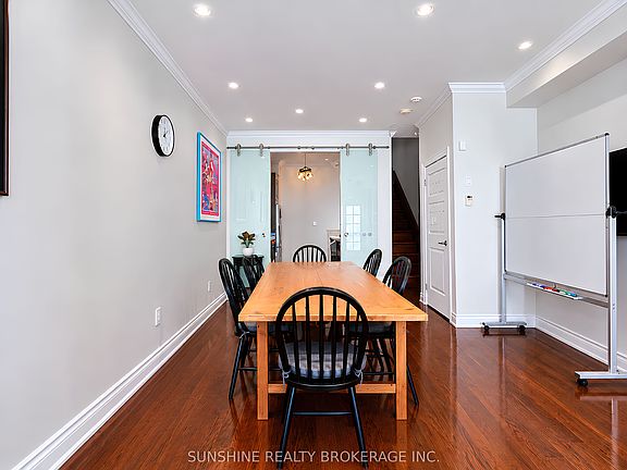 5th image of 20 Hargrave Ln #12