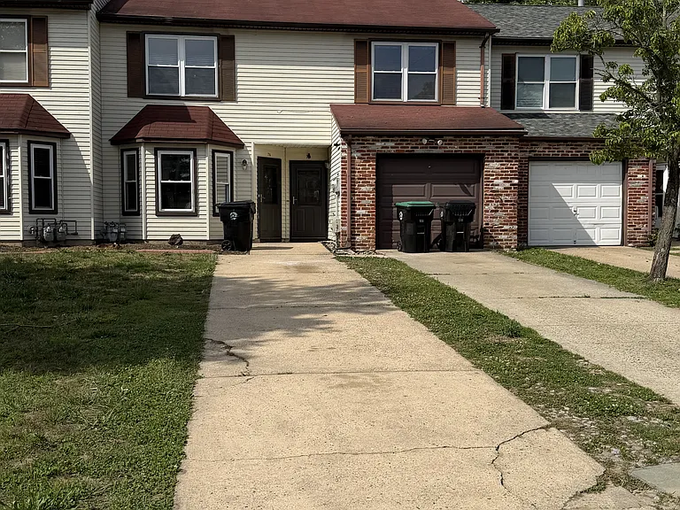 7 Hamlet Ct #A — Photo 18