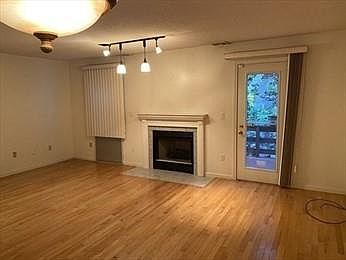3rd image of 1603 Plainfield Pike #5