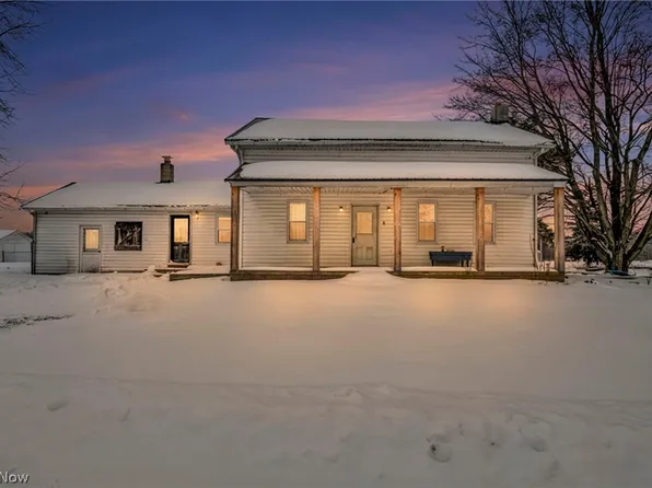 3080 Saxe Rd, Mogadore, OH 44260