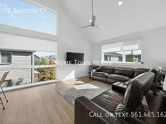 3rd image of 1109 Bastion Ct