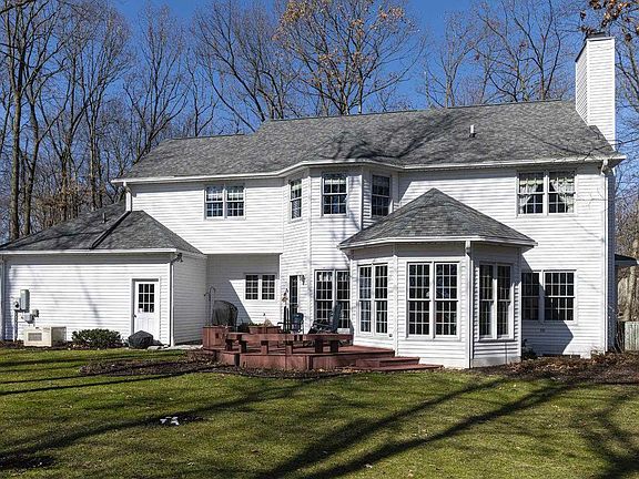 4th image of 57180 Coppergate Dr