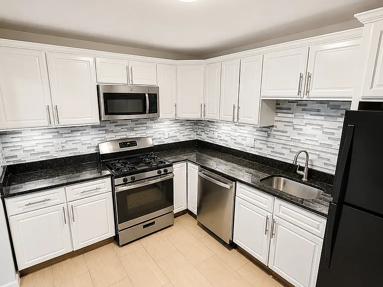 Crestview Estates — Photo 13