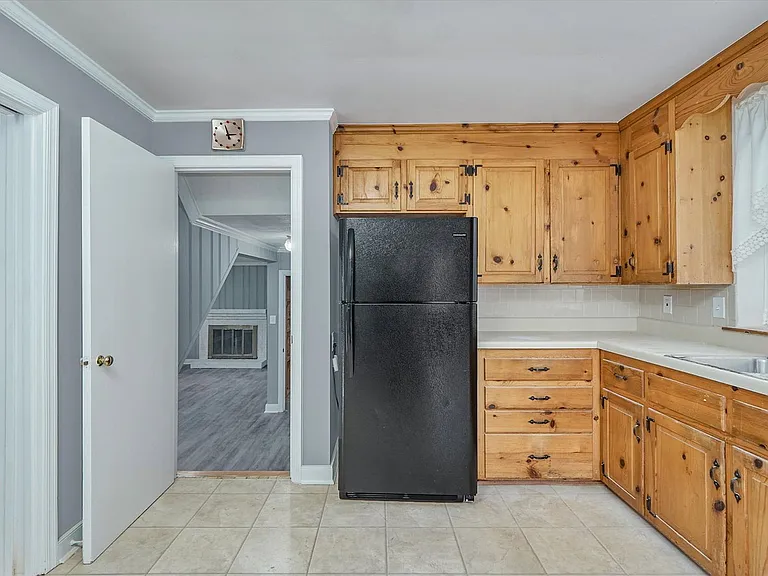 8407 Pamela Dr — Photo 11