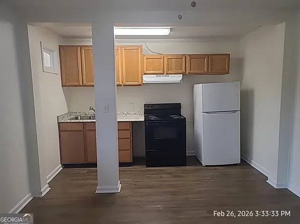 1124 N Jefferson St APT 7, Dublin, GA 31021