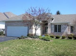 16 Bent Creek Xing, Sylvania, OH