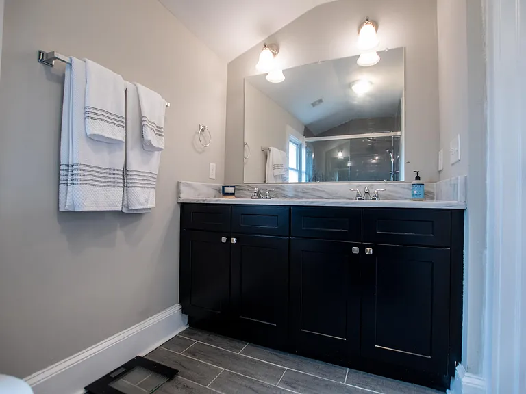 703 Erin Ave SW — Photo 43