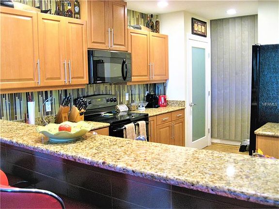 4th image of 1921 Monte Carlo Dr Unit 404