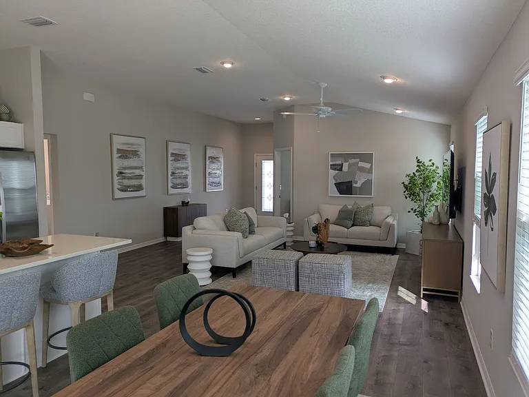 1750 Debellis Ln — Photo 8