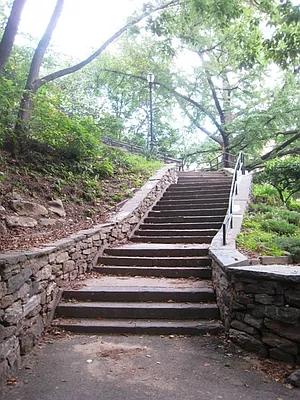 Rented by City Connections Realty | media 4