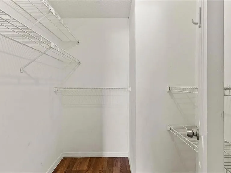 8413 Shady Glen Dr — Photo 21