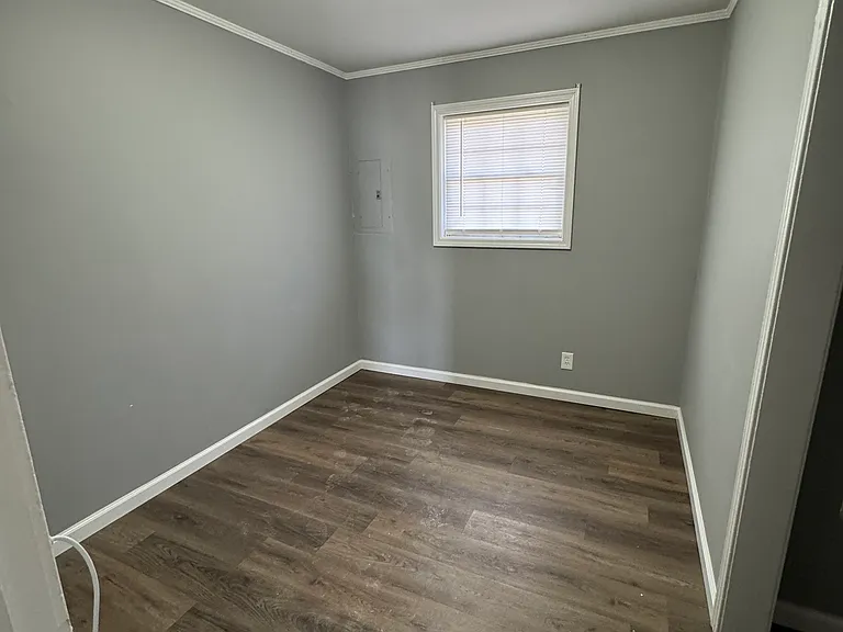 316 Laurel Ave #B — Photo 4