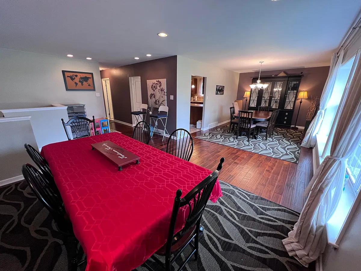 Dining Room - 833 Mourning Dove Rd