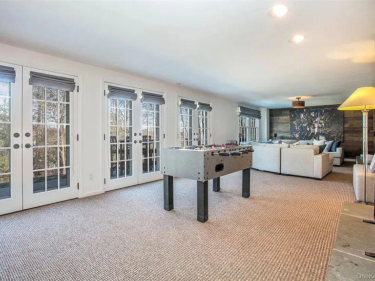 5 Hoffman Rd — Photo 24