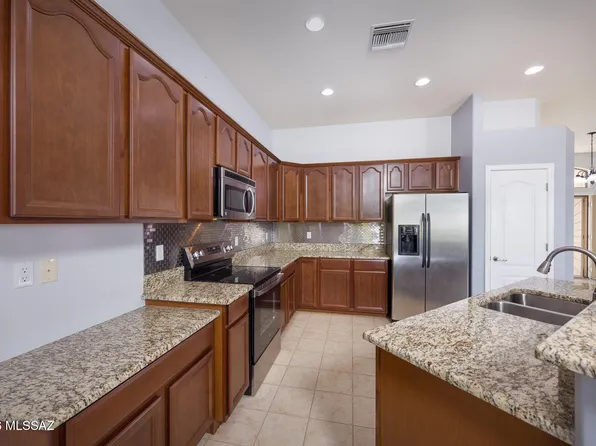 7841 E Treetop Rd, Tucson, AZ 85756