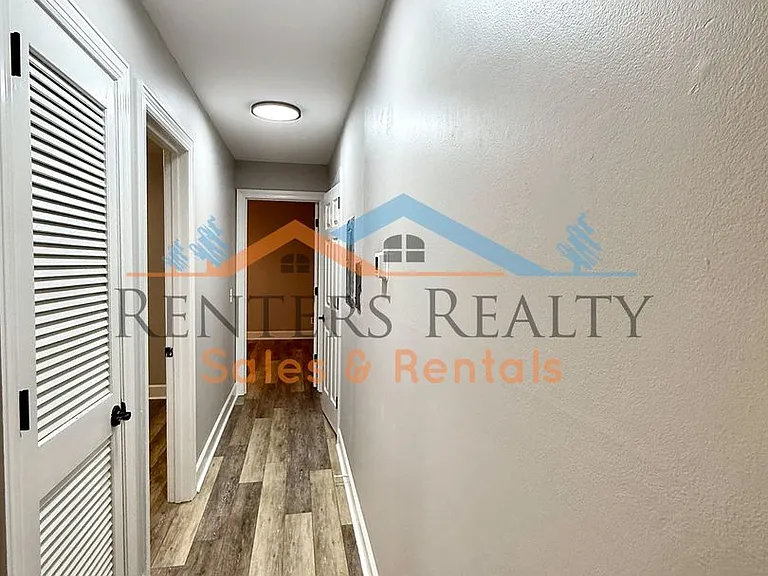 2107 Epworth Dr NE #H — Photo 7