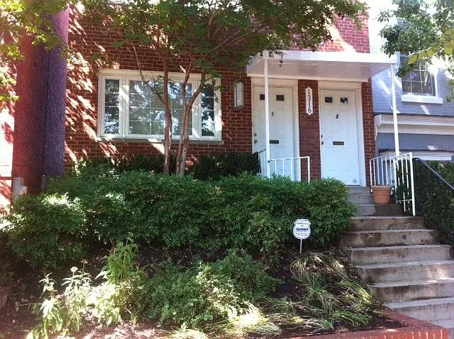 Front Entry - 1316 Constitution Ave NE #1