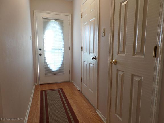 3rd image of 6544 Farley Dr W
