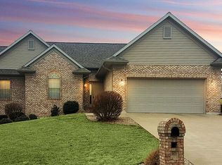 2415 Lindsey Ct, Quincy, IL 62305