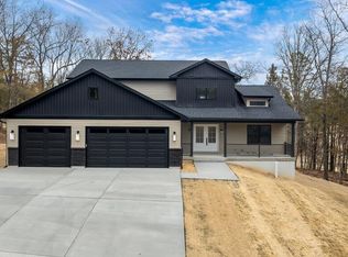 9635 Duffer Dr, Hillsboro, MO 63050