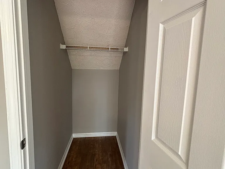 1129 Aqueduct Way — Photo 24