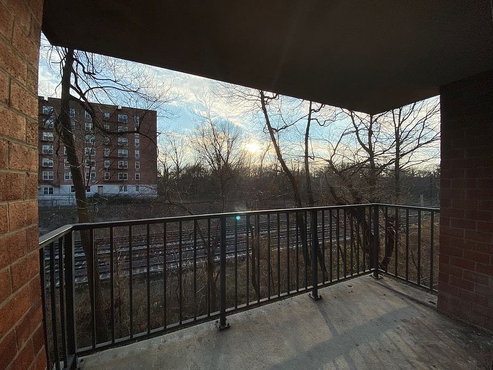 1st image of 65-84 Austin St APT 2M