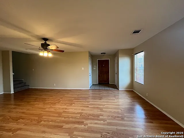 3 bed, 2.5 bath, 1808 sqft, $1,650 — Photo 3