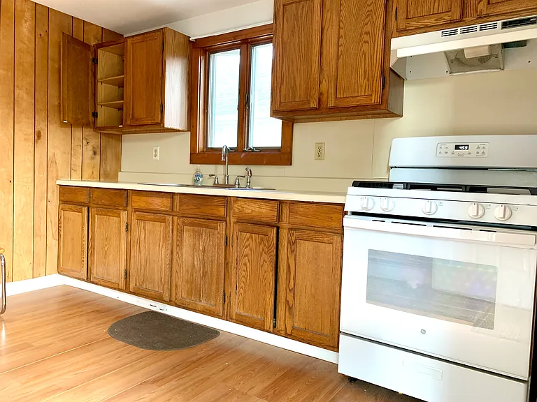 5 Pemberton St #2 — Photo 11