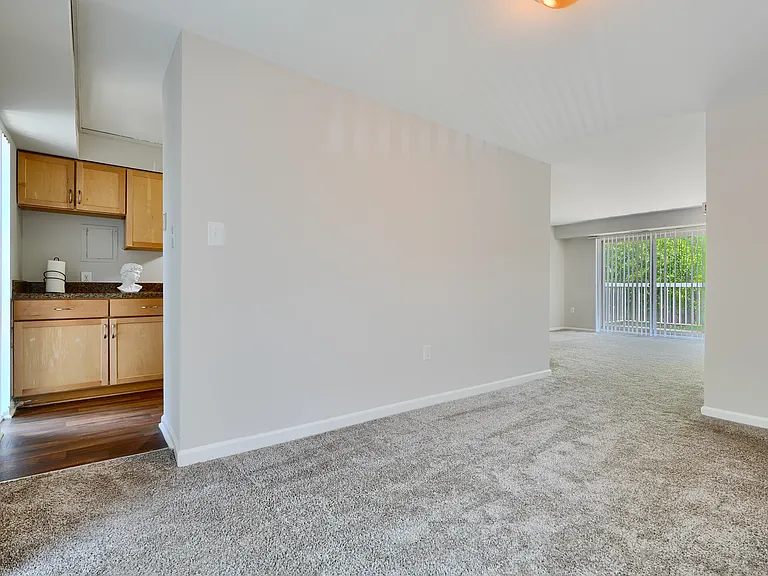 Westchester West Apartments — Photo 47