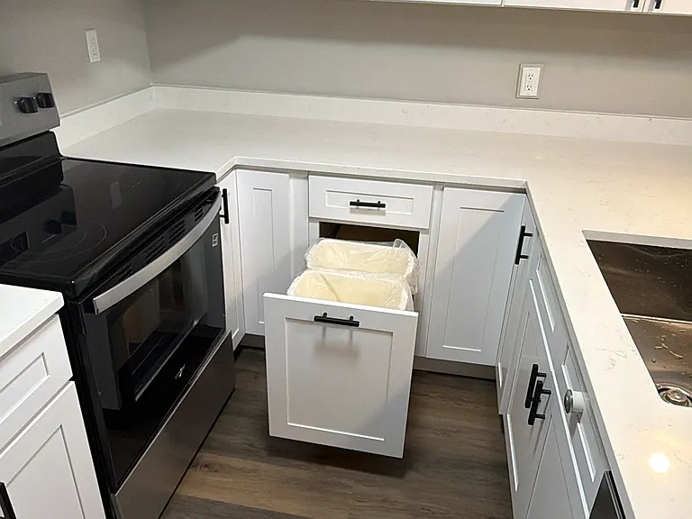 813 Harden St #7 — Photo 7