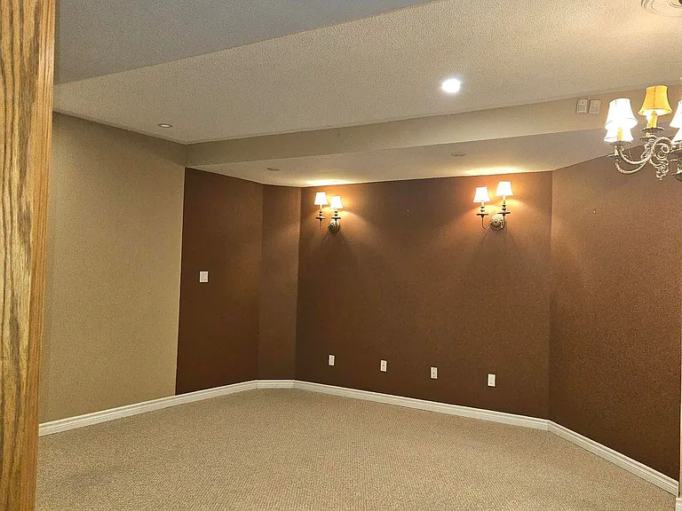 2257 Manor Hill Dr #BASEMENT — Photo 1