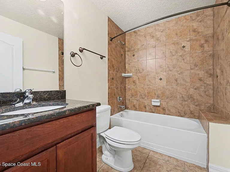 992 Coquina St SE — Photo 29