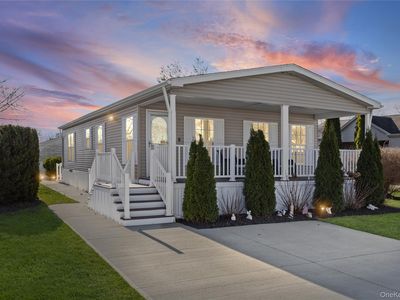 1661 Old Country Road #351B, Riverhead, NY, 11901