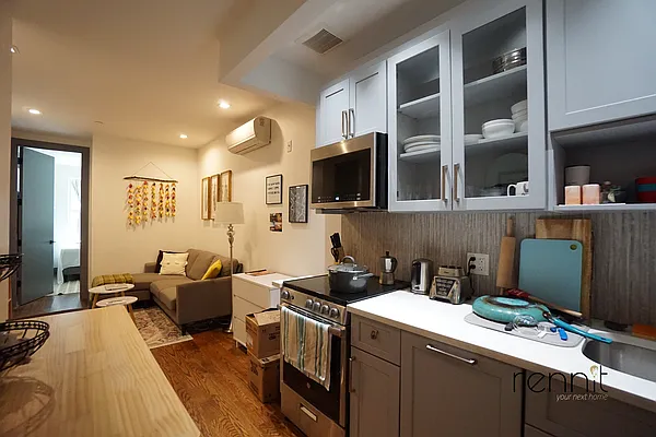 Rented by Rennit Inc. | media 27