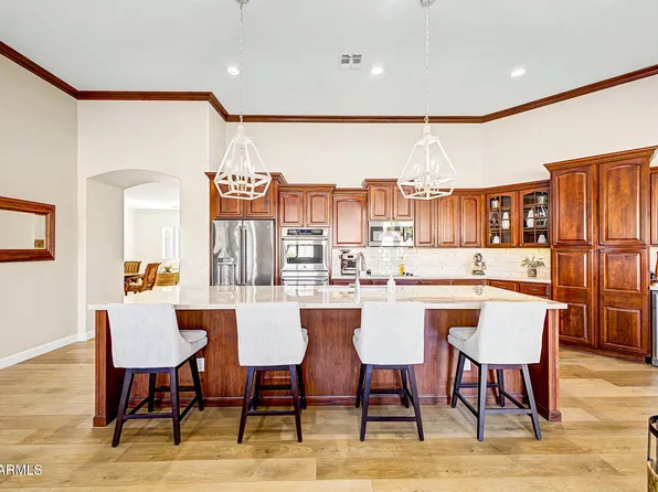 654 E HAMPTON Court, Gilbert, AZ 85295