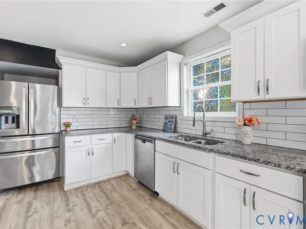 1128 Shuford Ave, Colonial Heights, VA 23834