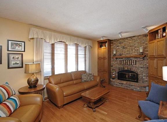5th image of 4345 Ithaca Ln N
