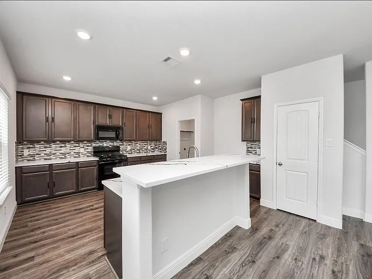 7638 Nevaeh Crest Path — Photo 13