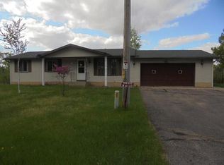 W6522 Apache Rd, Wild Rose, WI 54984