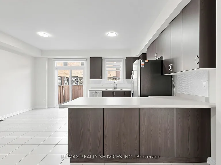 19 Sea Drifter Cres — Photo 14
