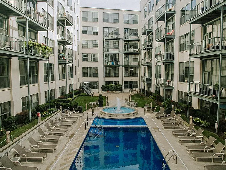 940 Monroe Ave NW #306 — Photo 1