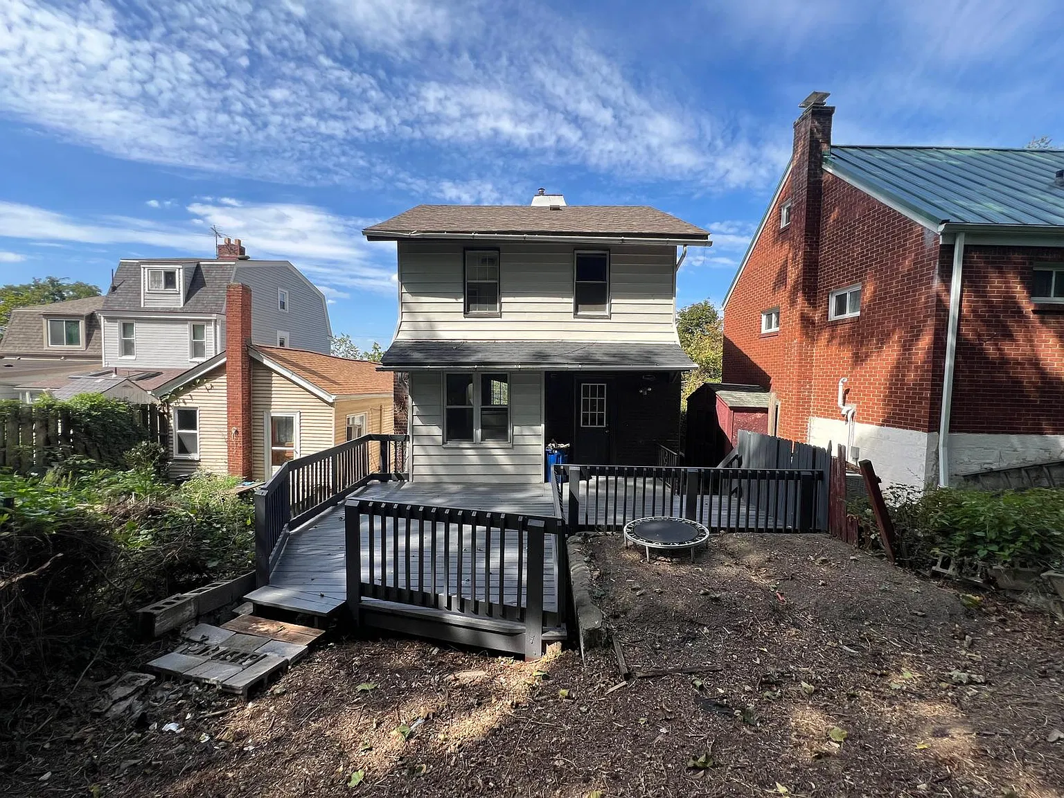3 bed, 1260 sqft, $1,800 — Photo 1