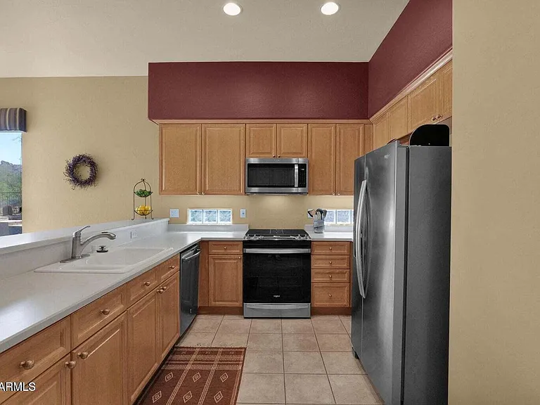 7180 E Thirsty Cactus Ln — Photo 17