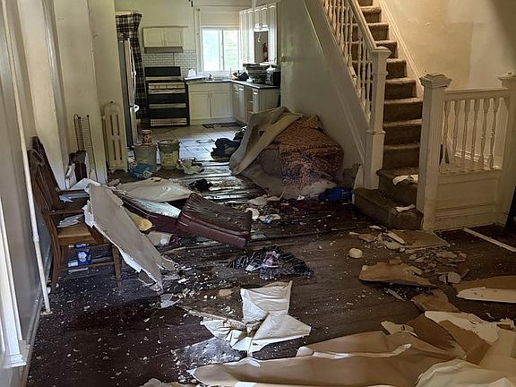 3rd image of 1729 Montpelier St
